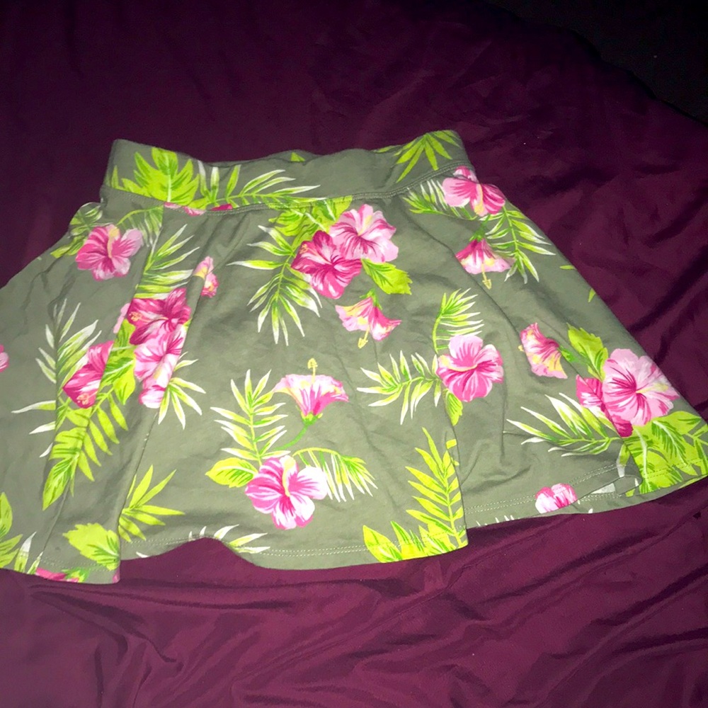 This skirt is from children place thank you💕